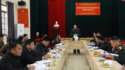 Đoàn kiểm tra số mười, Ban chỉ đạo bầu cử tỉnh đã có buổi làm việc với Ủy ban Bầu cử của hai xã Quốc Việt và Kháng Chiến.