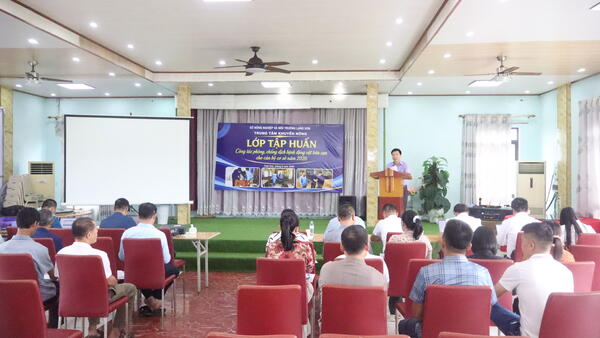 Trung tâm Khuyến nông tỉnh tổ chức lớp tập huấn công tác phòng, chống dịch bệnh động vật trên cạn